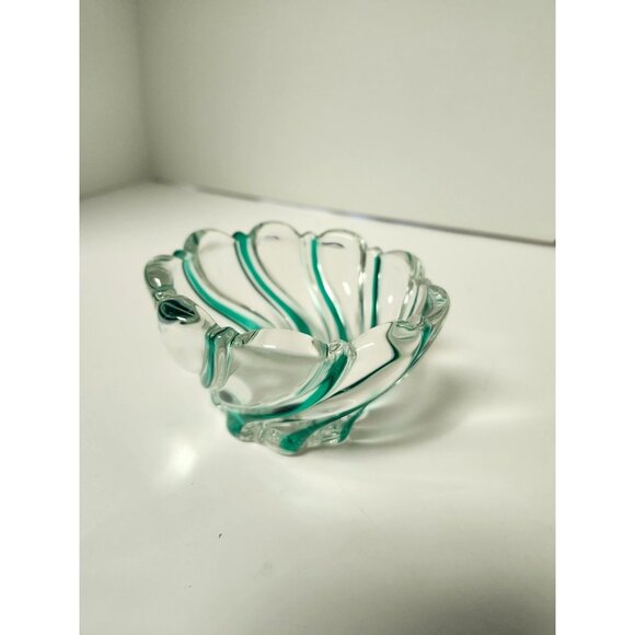 MIKASA PEPPERMINT  CRYSTAL SWIRL VOTIVE HOLDER - Picture 1 of 4